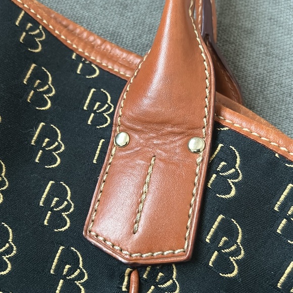 Vintage Dooney & Bourke Signature Black and Brown Tote Bag - Picture 8 of 14